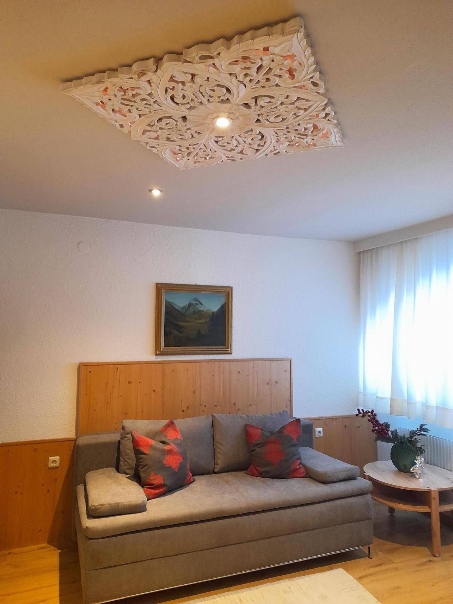 Апартаменты Haus Hamatli Санкт-Антон-ам-Арльберг Экстерьер фото